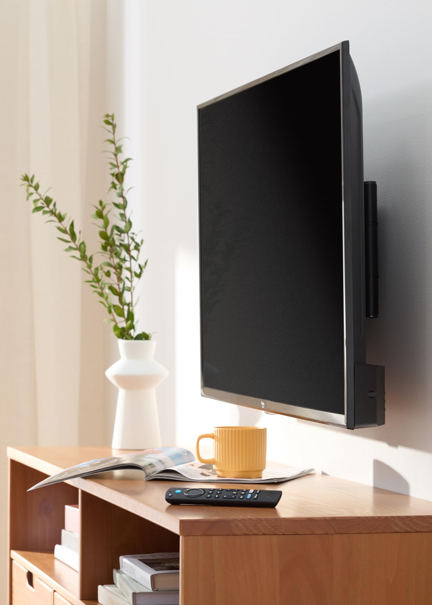 Amazon Basics Full Motion Articulating TV Wall Mount, with Swivel and Tilt, for 26" to 55" TVs and Flat Panels up to 80 Lbs, VESA Compatible, Black